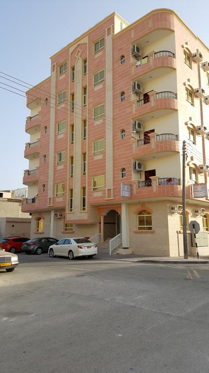 Golden Seasons Furnished Apartment Salála Exteriér fotografie