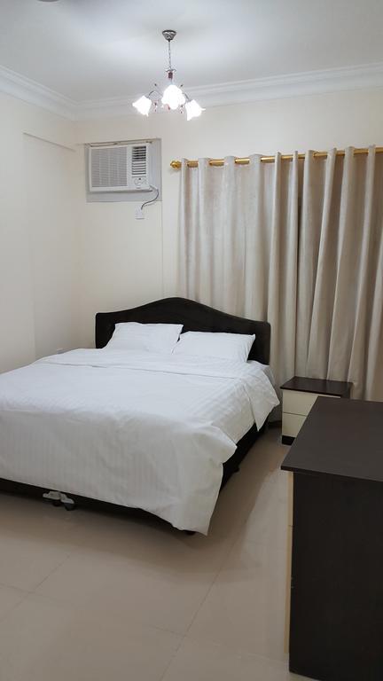 Golden Seasons Furnished Apartment Salála Exteriér fotografie