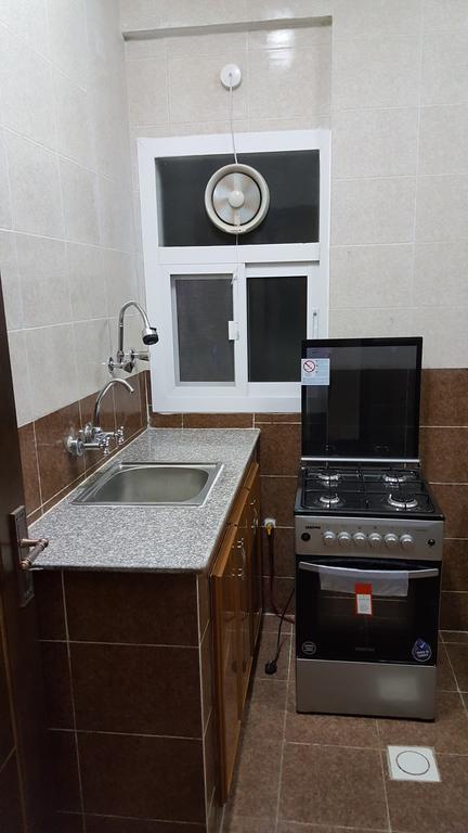 Golden Seasons Furnished Apartment Salála Exteriér fotografie